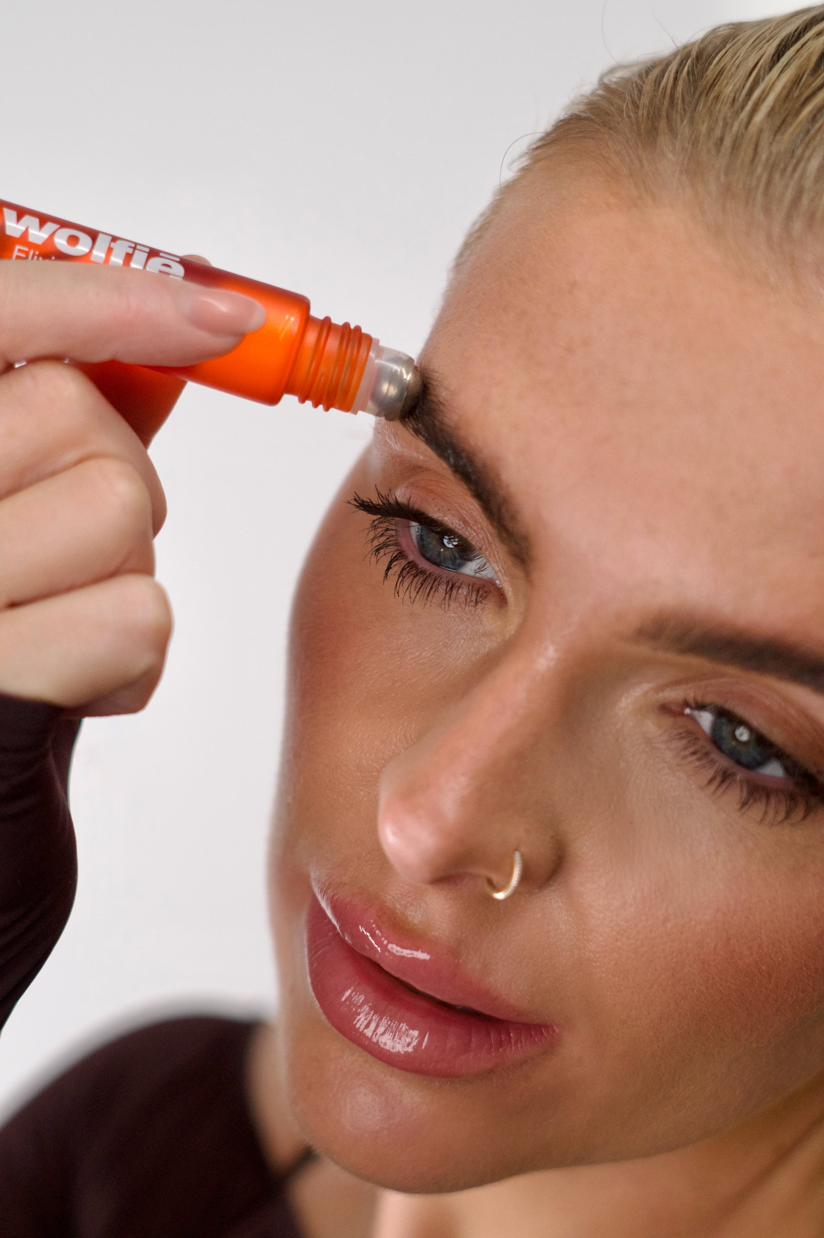 Wolfie Elixir Brow Oil : Conditioning & Growth Oil